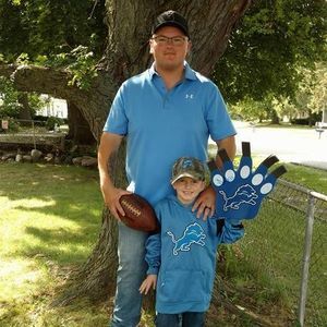 Meet your Posher, Adam